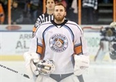 Thunder Sign Owen to Man the Pipes
