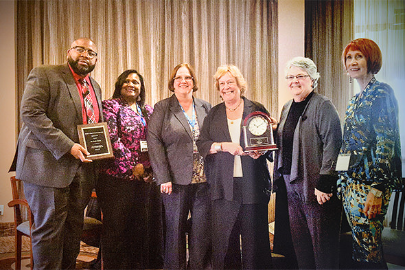 Dr. Kathy Hart Receives Middle College Program "President’s Award"