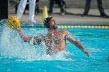Men's Water Polo Rolls Into NCAA Quarters, 16-2